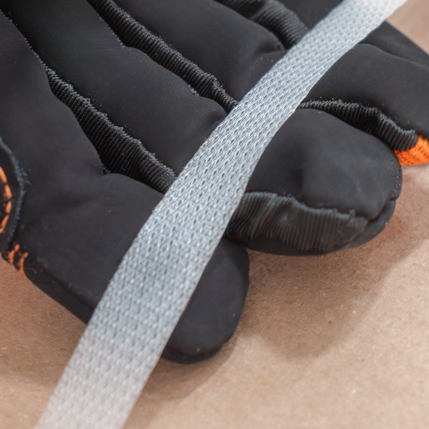 Fleje de Polipropileno Moleteado de 5 mm de ancho 0.5mm de espesor de 6,000m (8.6 kg/rollo)